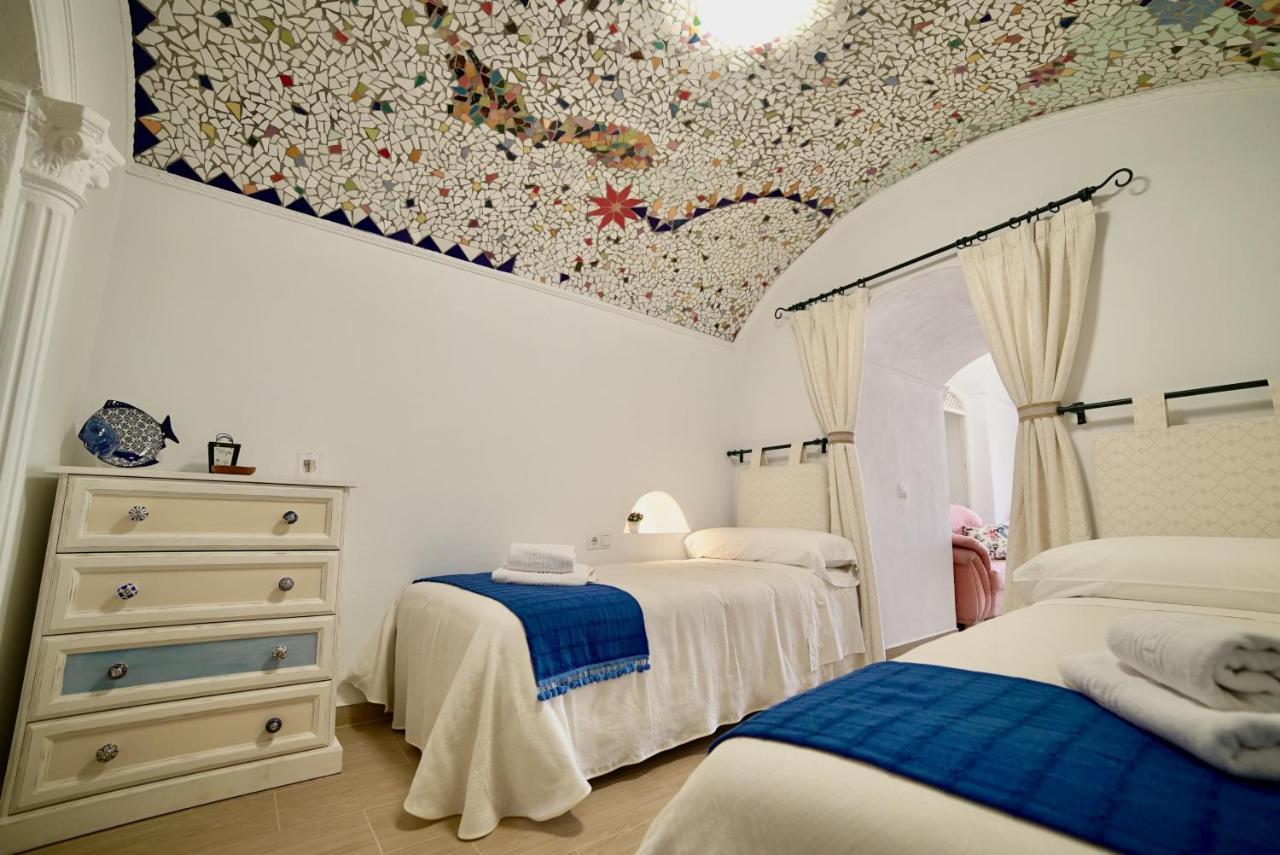 Casa Cueva Los Mosaicos Гвадикс Экстерьер фото
